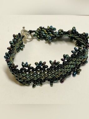 Artisan Woven Beaded Cuff Bracelet Peacock Iridescent Toggle Ogalala Lace 8.5”